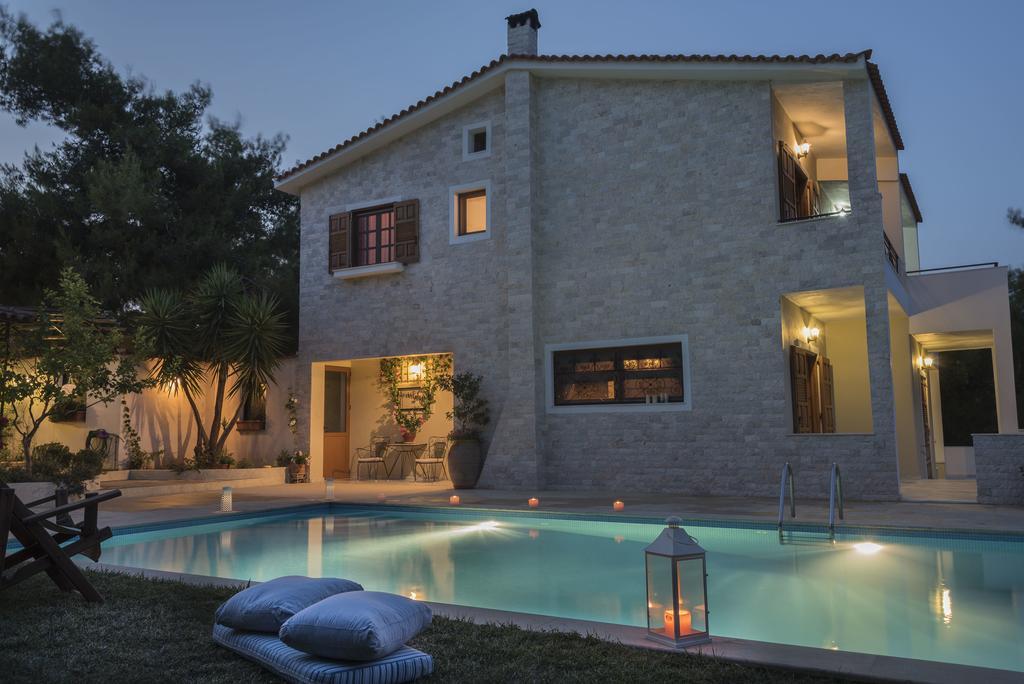 Villa Corina Near The Airport Kouvaras Bagian luar foto